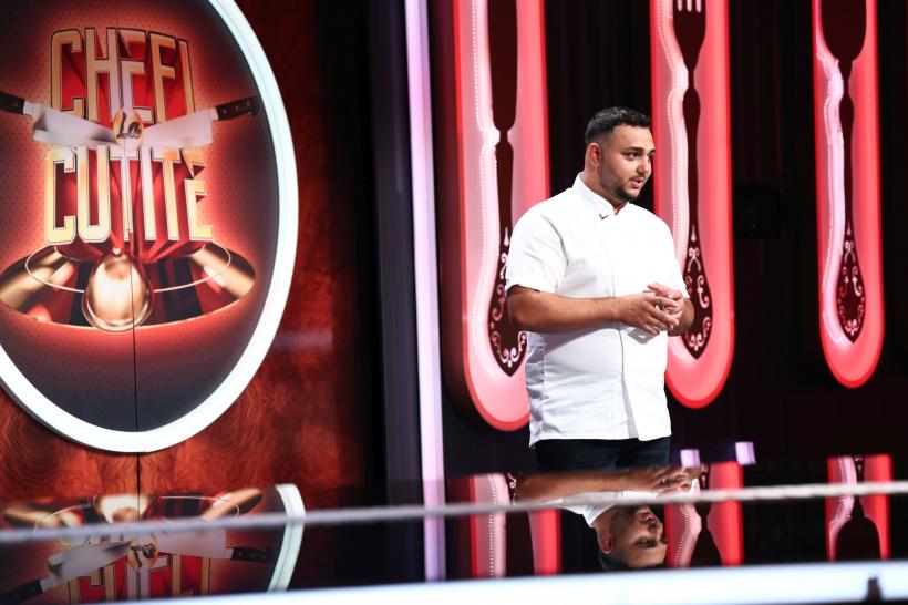 Diseară, de la 20:30, la Antena 1 urmează premiera sezonului 17 Chefi la cuțite. Jurații gătesc în casă nouă, iar Raluca Bădulescu vine la degustarea primei amulete 18997099