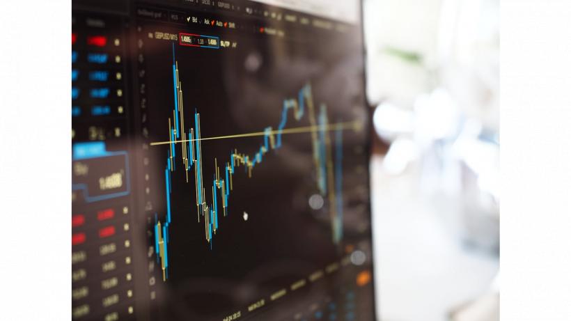 Prețul petrolului a explodat după atacurile din Orientul Mijlociu: plus 13% în mai puțin de 48 de ore