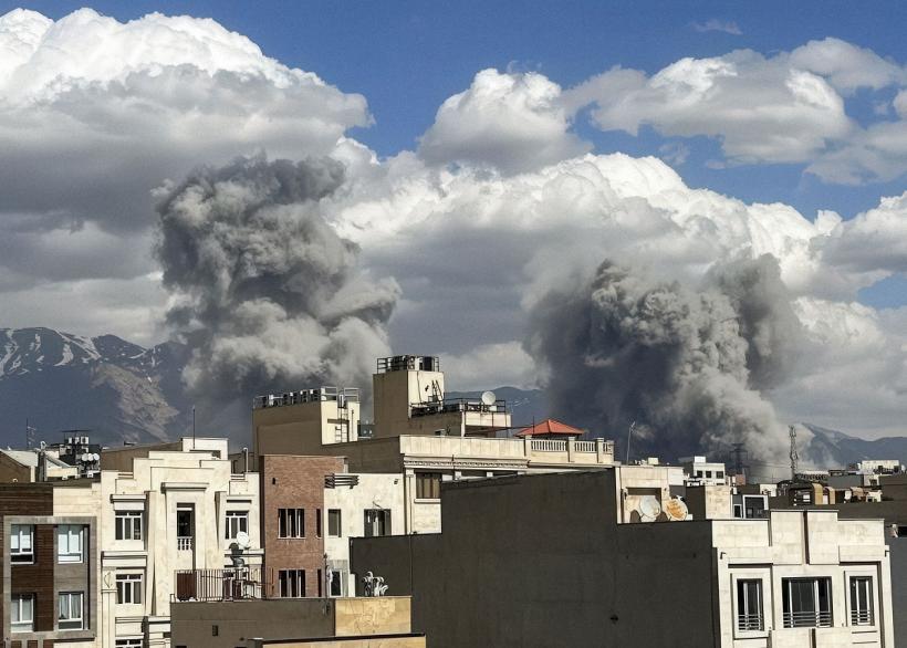 Șeful securității iraniene, Ali Larijani, respinge negocierile cu SUA și îl acuză pe Trump de haos 18997062