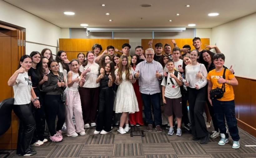 Mai mulți elevi din Vrancea au rămași blocați în Dubai, după ce toate zborurile au fost suspendate