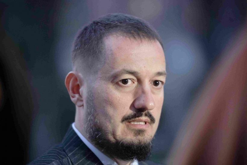 Panică la #rezist după ce ministrul Justiției a făcut nominalizările pentru șefia marilor parchete. S-a ajuns la amenințări la adresa lui Nicușor Dan, să nu semneze 18997366