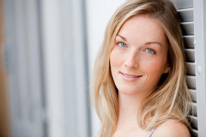 Blondele și personalitatea: stereotipuri sau trăsături de personalitate?