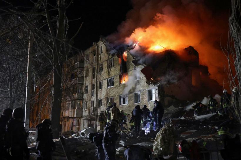 Ziua de 9 martie, declarată doliu în Harkov după atacul cu rachete asupra unui bloc de locuințe 18997954