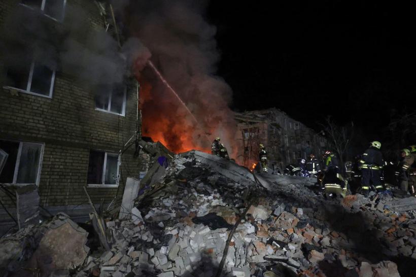 Ziua de 9 martie, declarată doliu în Harkov după atacul cu rachete asupra unui bloc de locuințe 18997956