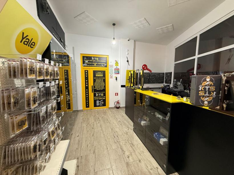 Ce faci când ești blocat în fața ușii și cheia nu mai merge