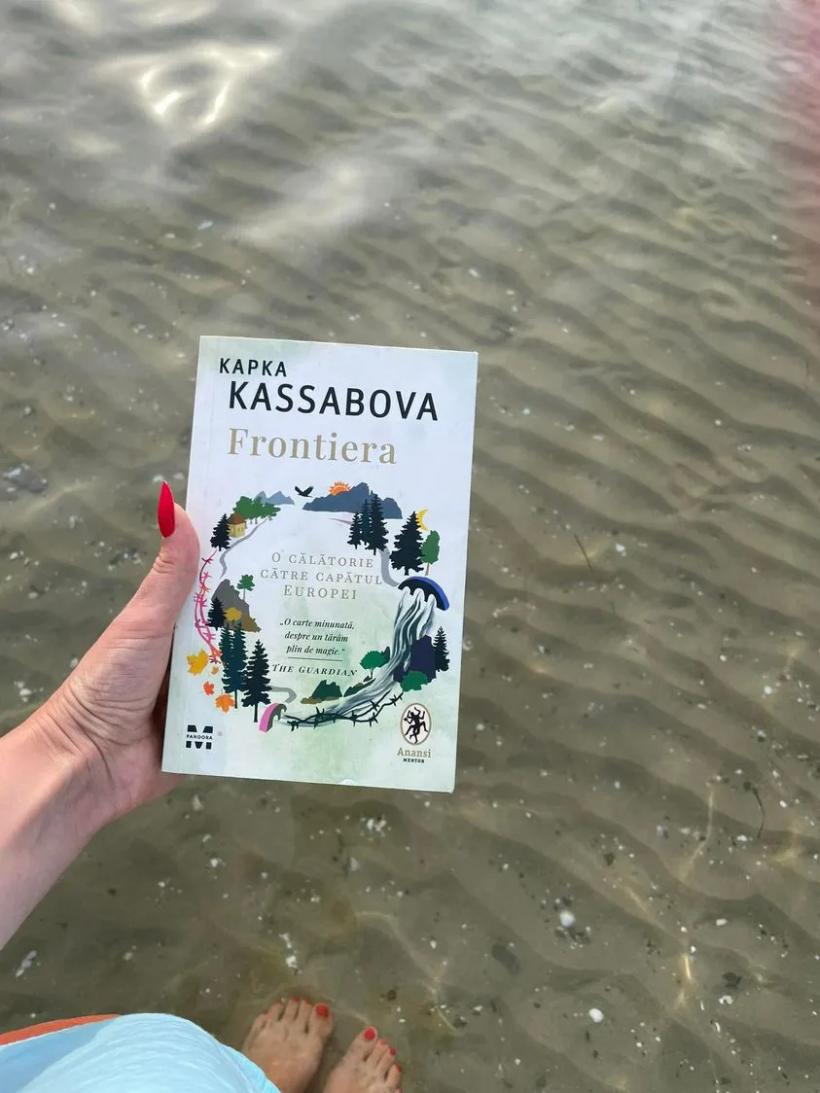 Interviu cu scriitoarea bulgară (cu rădăcini macedonene) Kapka Kassabova: „Suferința bântuie România și Bulgaria ca o fantomă!” 18997999