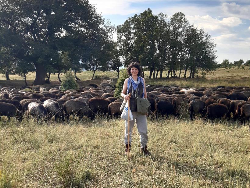 Interviu cu scriitoarea bulgară (cu rădăcini macedonene) Kapka Kassabova: „Suferința bântuie România și Bulgaria ca o fantomă!” 18998006