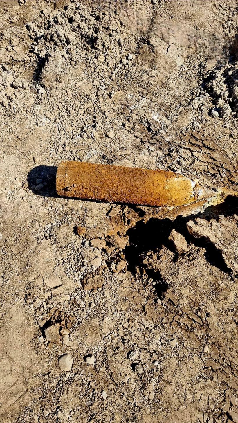 Alertă în Giurgiu după descoperirea unui proiectil exploziv în zona lucrărilor la centura ocolitoare 18998158