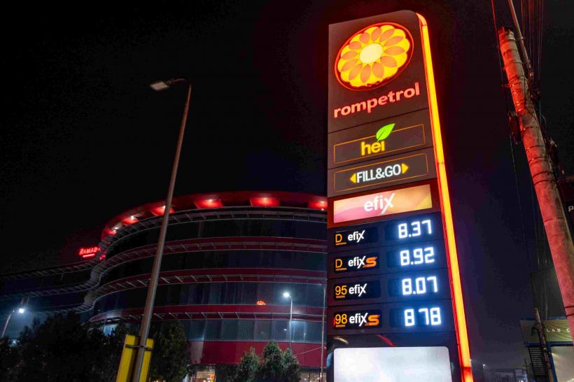 Modelul de dezvoltare bazat pe consum se clatină, dar petrolul scump umple vistieria statului