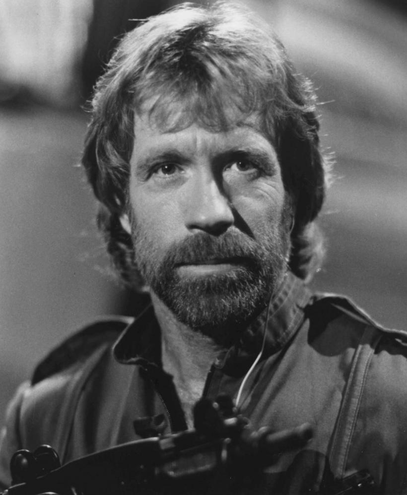 Cum trăiește astăzi Chuck Norris, la 86 de ani: familia, copiii și viața discretă a starului din „Walker, Texas Ranger” 18998551