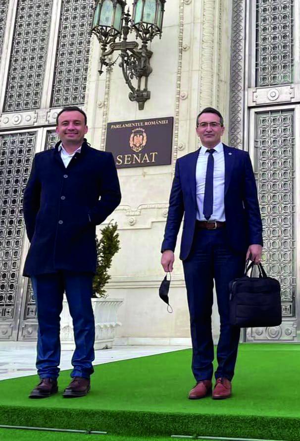 Pădurarii s-au organizat în echipă de paparazzi și au strâns dovezi despre viitorul director al Romsilva 18998373