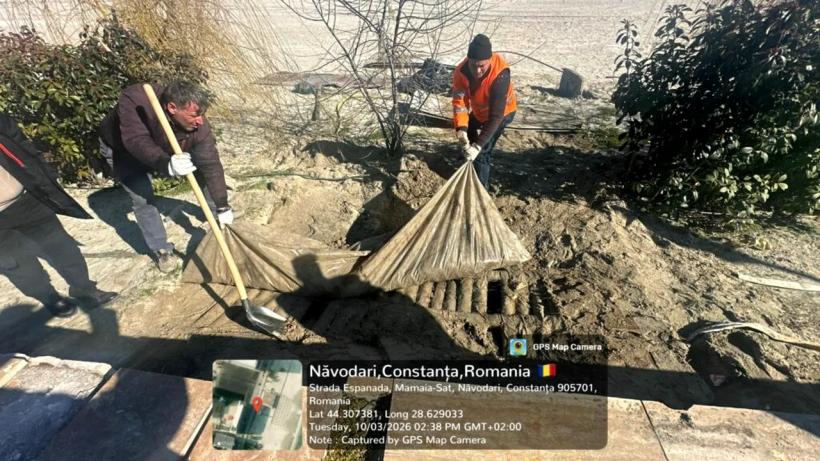 Nereguli grave pe litoral: Fose septice îngropate ilegal direct în nisipul din Năvodari