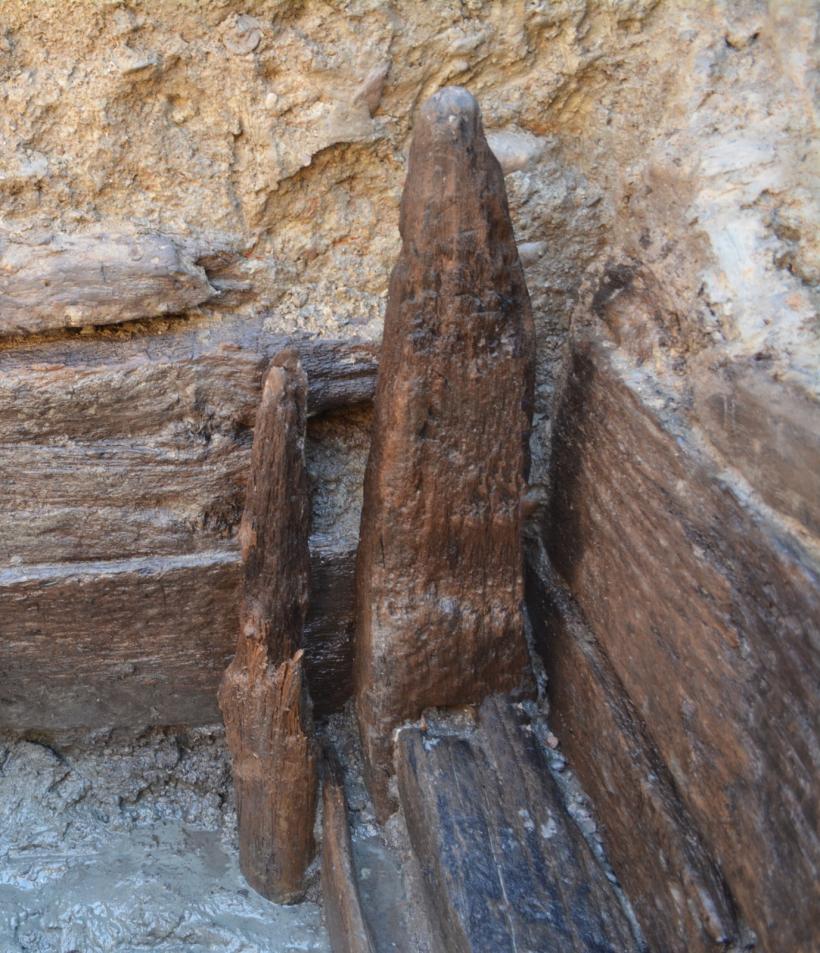 Secretul îngropat de 2.000 de ani în Mureș: ce au găsit arheologii într-o cisternă romană 18998661