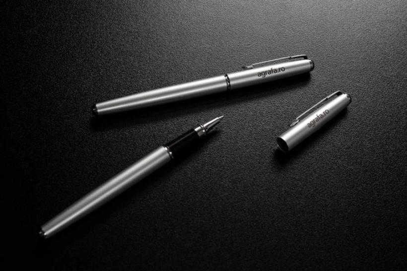 Pixuri personalizate și alte instrumente de scris: categorii și utilizări în proiecte corporate