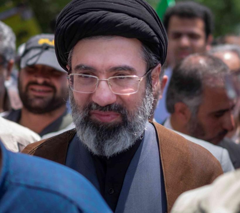 Mojtaba Khamenei ieșise din casă chiar înainte de bombardamentele care i-au ucis tatăl