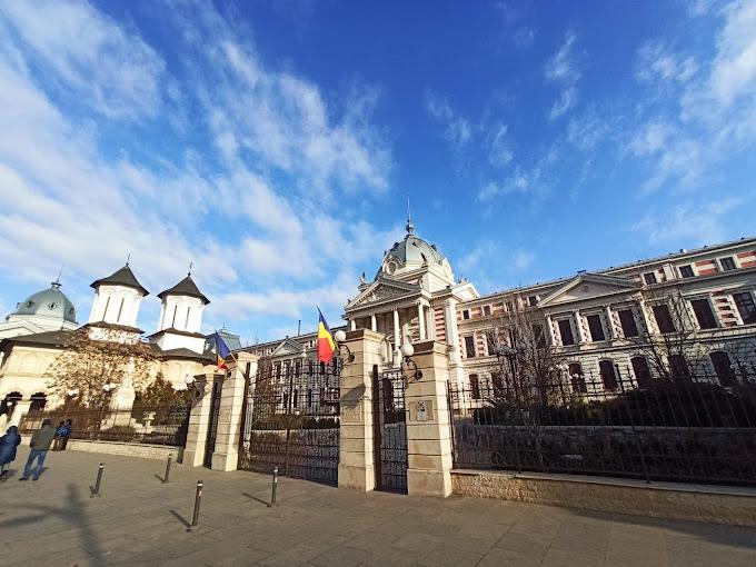 Șase instituții publice, propuse pentru desființare, în Parlament. USR bagă buldozerul în Academia de Științe Medicale și alte 5 instituții „false” 18999379