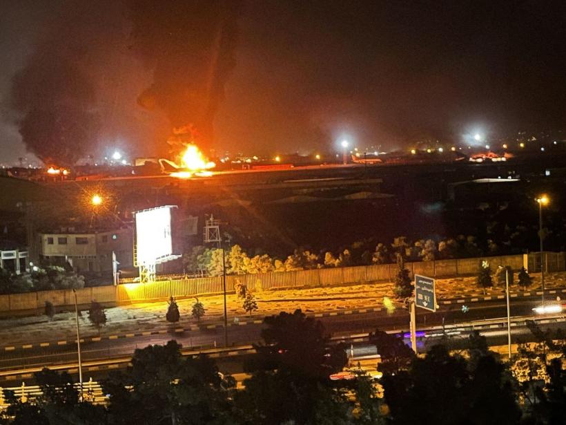 Iranul a atacat baza americană „Victory” de lângă Bagdad. NATO se retrage din Irak