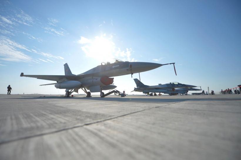 RO-Alert în Tulcea: ținte aeriene detectate lângă România, avioane de luptă ridicate de urgență