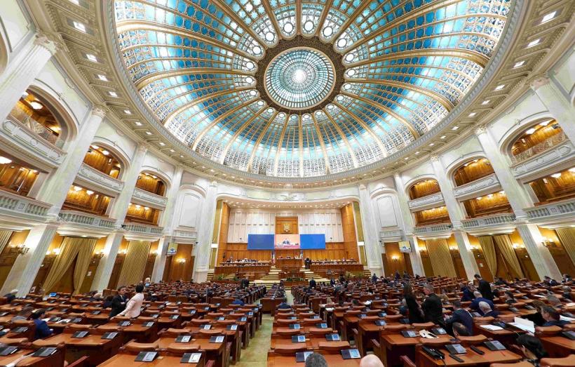 USR vrea adoptarea urgentă a legii de reducere a diurnelor magistraților la nivelul funcționarilor publici