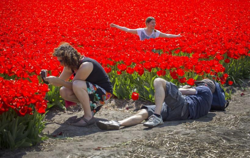 Viața acestor 3 zodii se schimbă complet după 22 martie 2026. Norocul le surâde în sfârșit