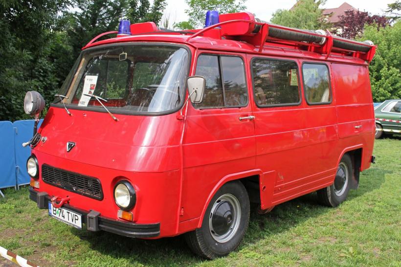 Muzeul pe roți al României nu este un privilegiu politic! 19000202