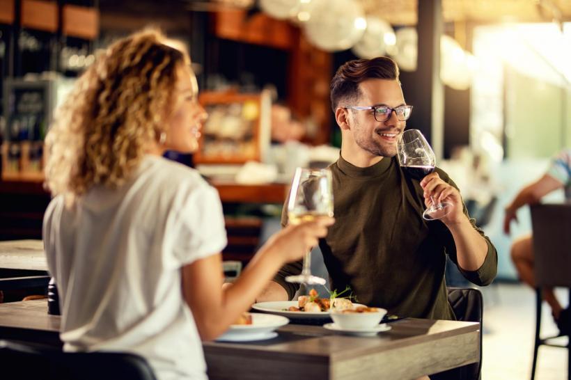 Cum alegi o băutură premium atunci când ieși la restaurant