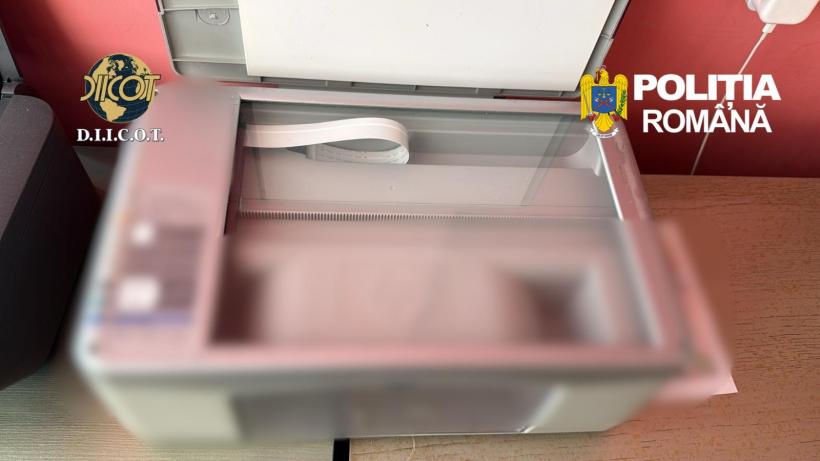 Fabrică de euro falși în Suceava: Peste un milion de euro, găsiți în Bulgaria 19000344