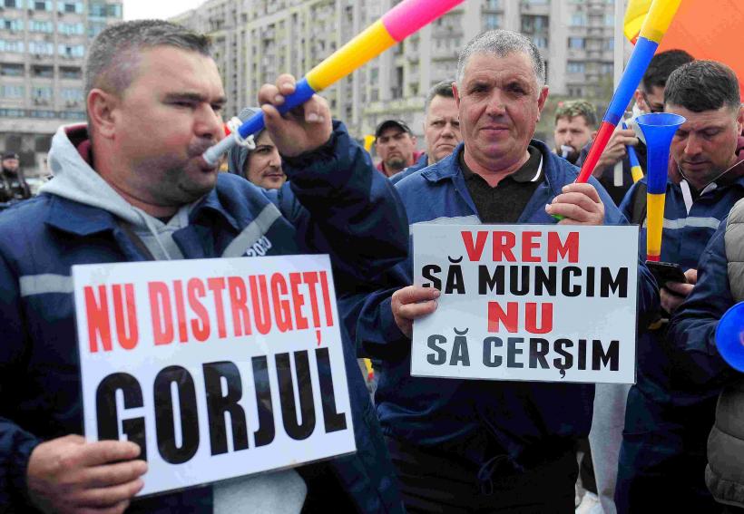 Minerii au ajuns din nou la București. Energia României se prăbușește cu 30% 19000397