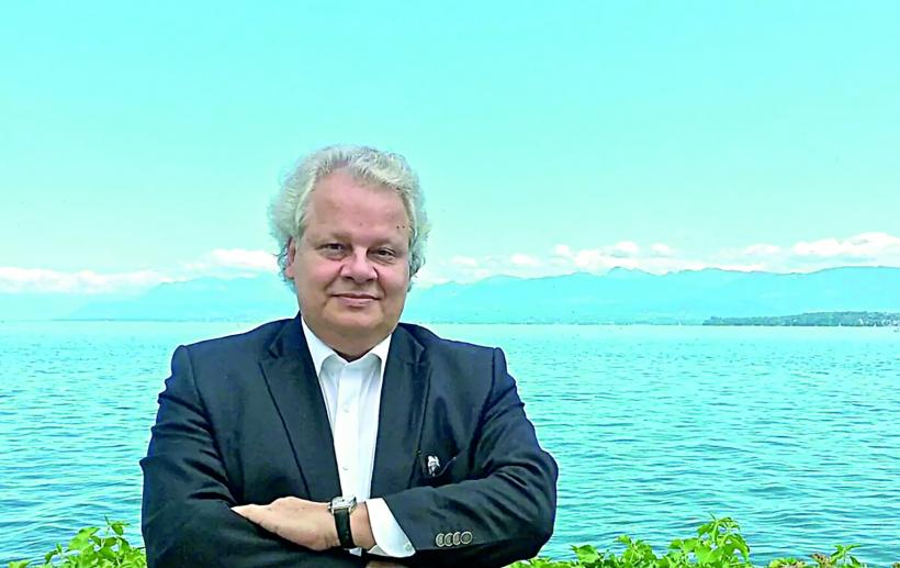 Jean Valvis, fondatorul Aqua Carpatica, aduce un omagiu poetului național și Imnului Greciei