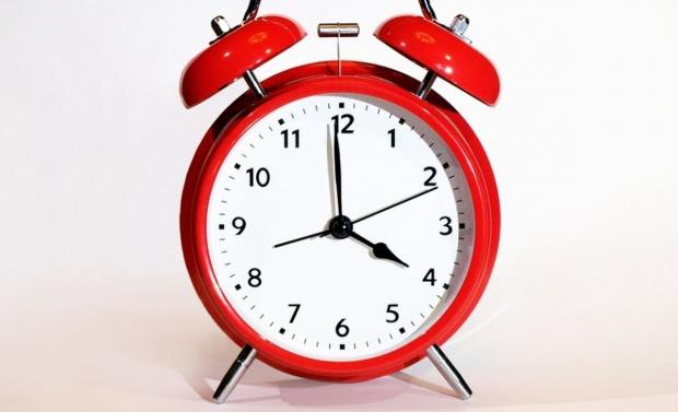 În această noapte, România trece la ora de vară! Ora 3:00 va deveni ora 4:00