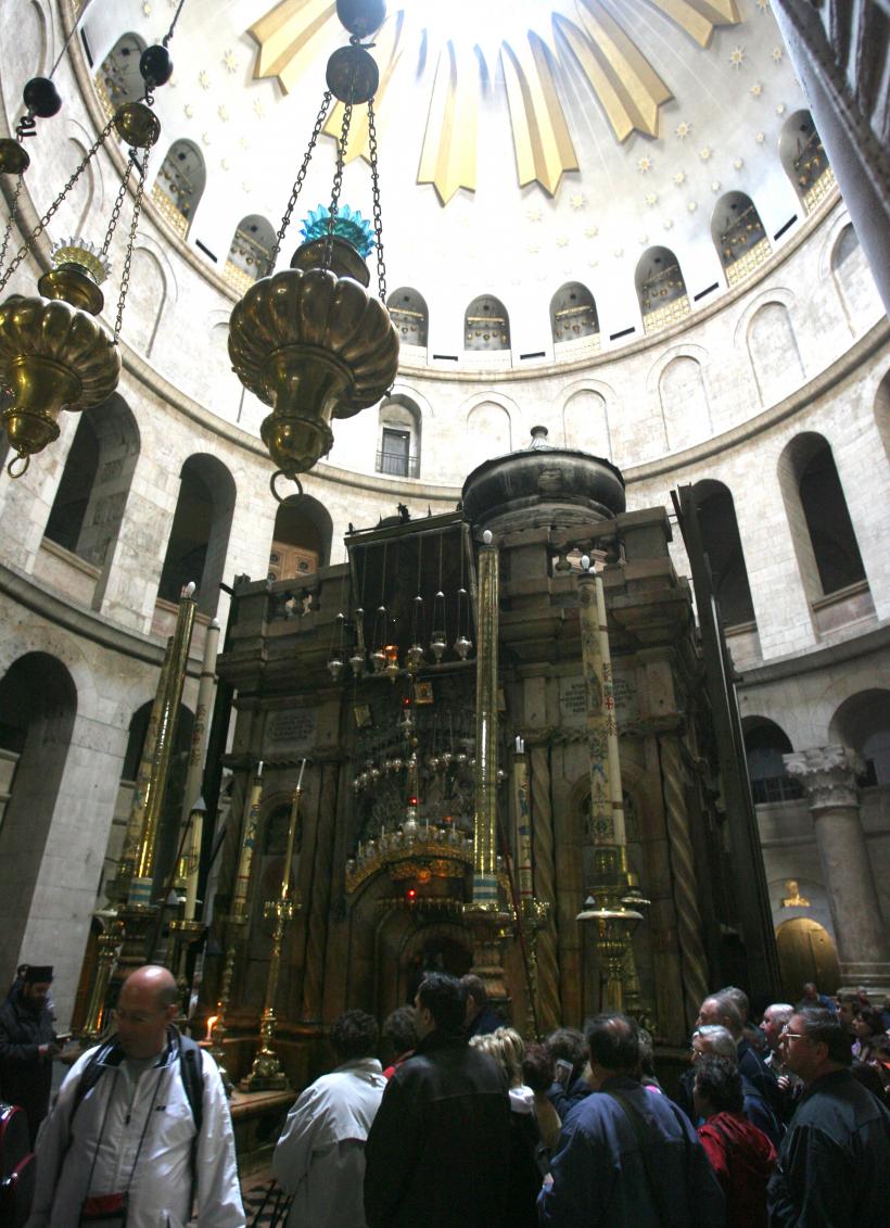 Vaticanul solicită un armistițiu total pentru a permite pelerinilor accesul la Sfântul Mormânt în Săptămâna Mare