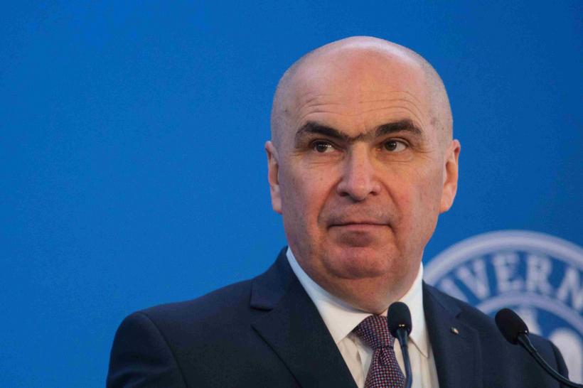 Bolojan, amenințat de ÎCCJ cu procese și cu plata de despăgubiri, pentru nerespectarea hotărârilor judecătorești privind drepturile salariale ale magistraților