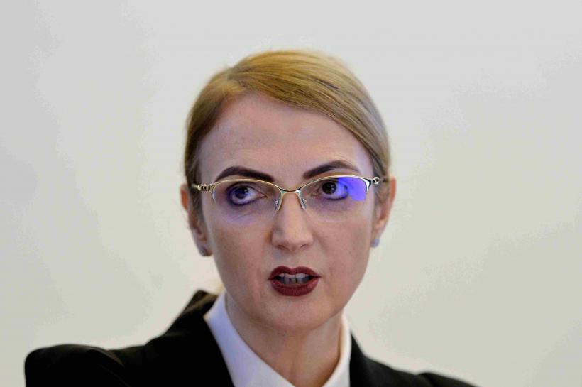 Bolojan, amenințat de ÎCCJ cu procese și cu plata de despăgubiri, pentru nerespectarea hotărârilor judecătorești privind drepturile salariale ale magistraților 19001231