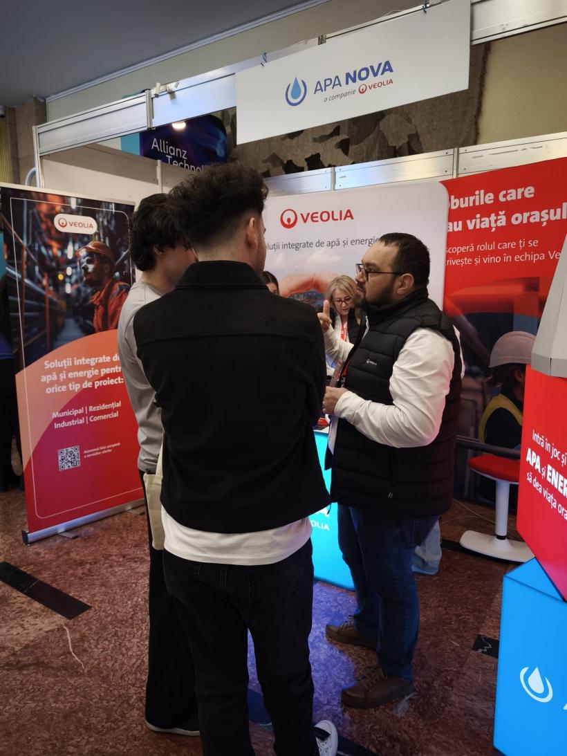 REPORTAJ: Ciocnirea „generației ’70” cu corporatiștii: „Care ești, bă, hașier?” E oficial: au dispărut zidarii 19001165