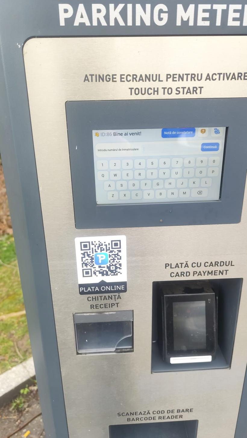 Noua țeapă din parcările din București: Coduri QR false, lipite pe parcometre 19001413