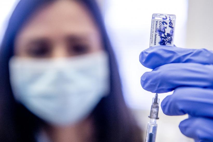 600 DE MILIOANE DE EURO ÎN JOC: România riscă să plătească scump deciziile din pandemie