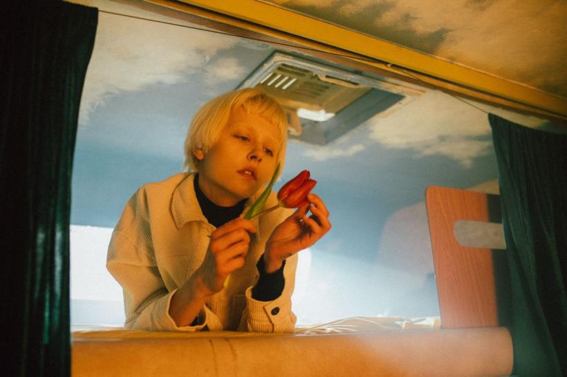 Luna Plină Roz, 2 aprilie 2026: Schimbări în relații și emoții intense pentru 4 zodii