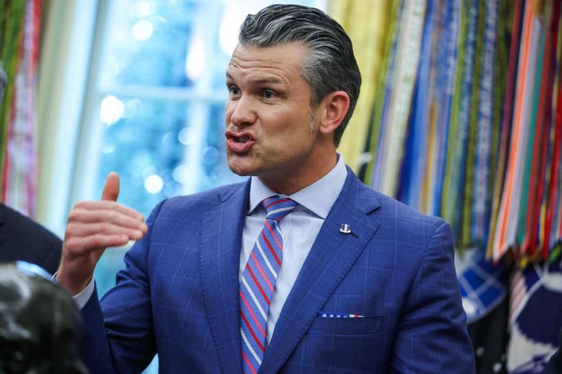 În plin război în Iran, Hegseth îl demite pe șeful Statului Major al Armatei SUA 19001893