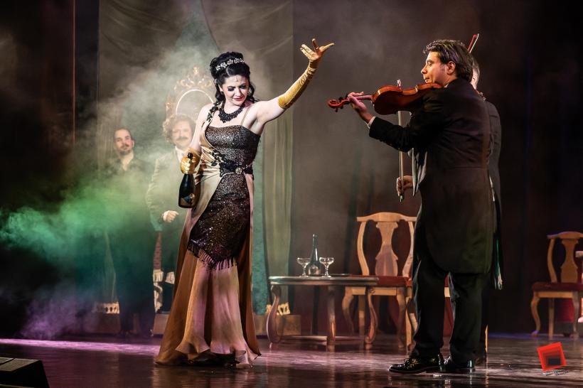 Silvia – O premieră de succes la Teatrul Național de Operetă și Musical „Ion Dacian” 19002036