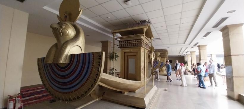 Românii sunt turiștii preferați ai egiptenilor 19002222