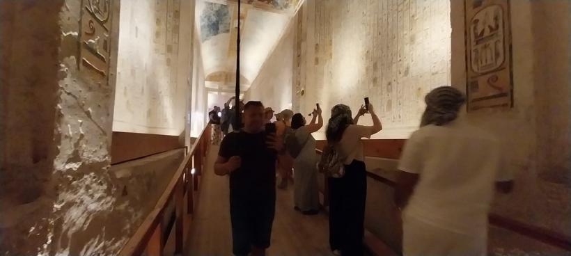 Românii sunt turiștii preferați ai egiptenilor 19002228