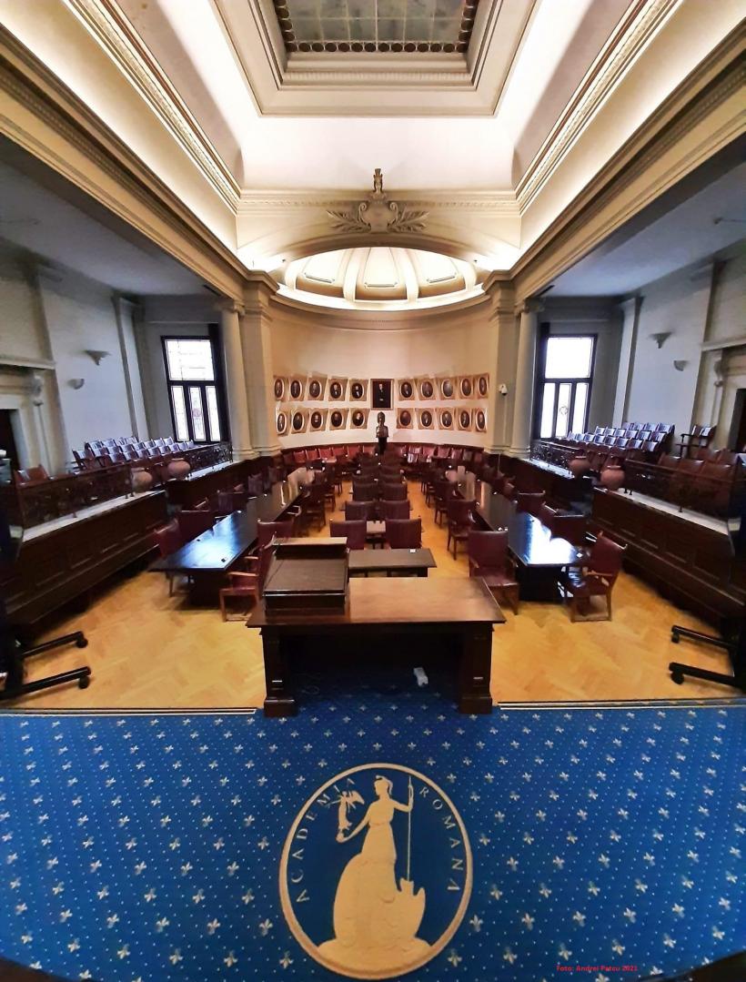 Ioan-Aurel Pop pleacă azi din fruntea „nemuritorilor”: „După 7 aprilie, voi deveni un om liber! Politica nu este de mine și nici eu de ea” 19002373