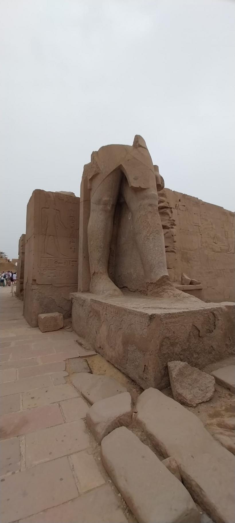 Ce au în comun templele egiptenilor și cele ale dacilor 19002430