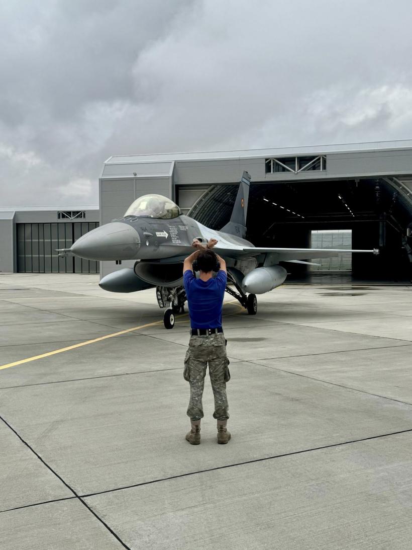 Alertă aeriană la Tulcea. Două aeronave F-16 s-au ridicat de la Baza 86 Aeriană Borcea 
