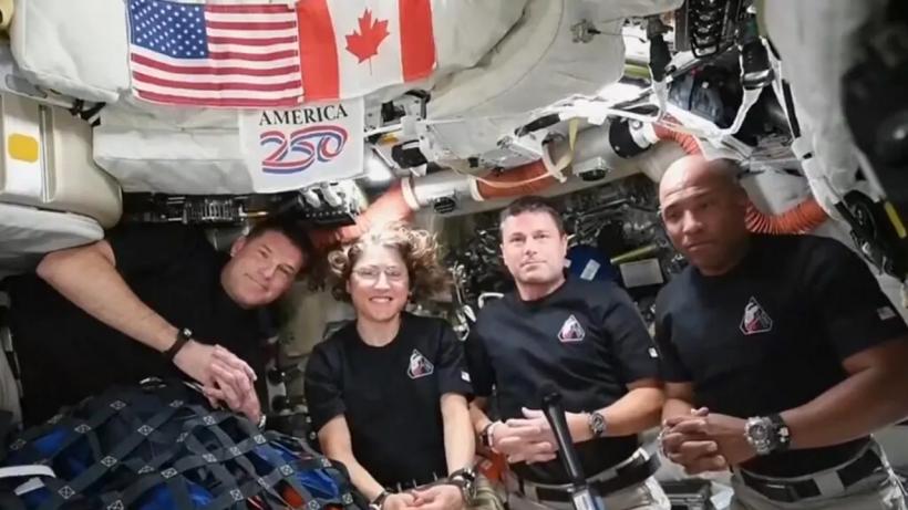 Momentul viral al zilei: Trump vorbește, astronauții tac. Ce s-a întâmplat la Casa Albă?