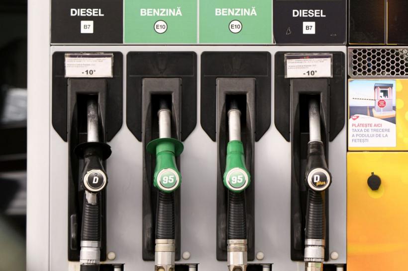 Blocajul din Ormuz: cât timp mai plătim prețuri mari la carburanți