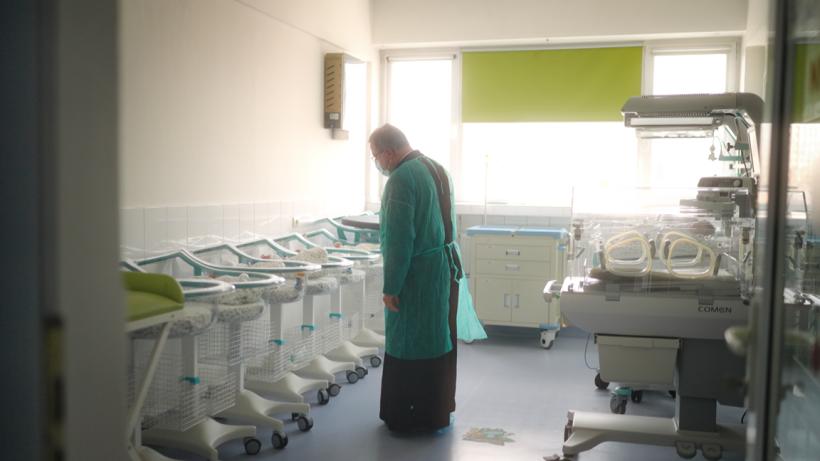 Ediție Specială Observator de la Mănăstirea Radu Vodă în direct, la Antena 1, în Noaptea Învierii 19002681