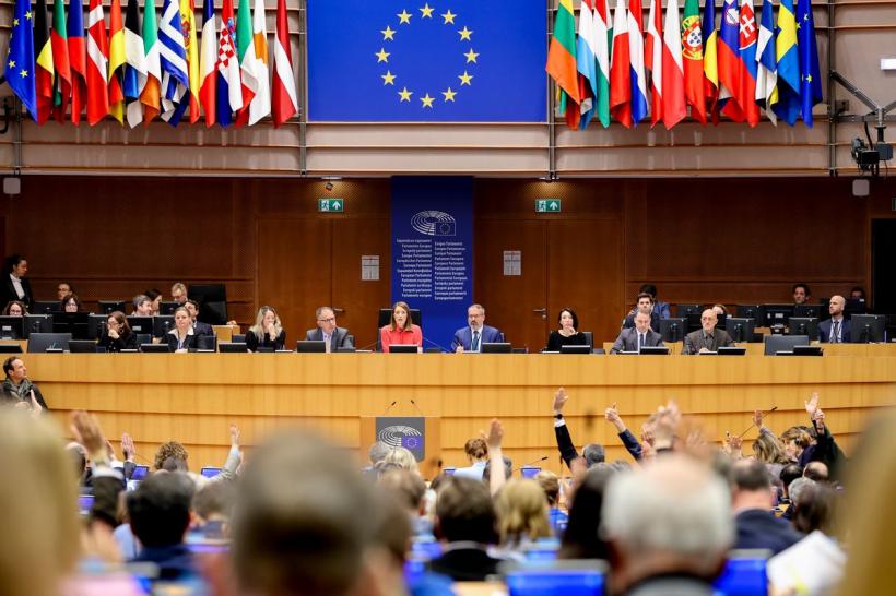 UE, captiva vetoului. Europenii, blocați în propria politică externă