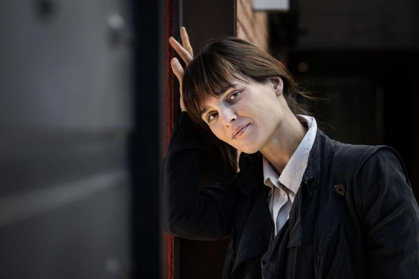 Concluzia unui dialog trepidant cu Caroline De Mulder, scriitoare și montaniardă: „Suntem, până la urmă, niște mamifere mari și violente!”