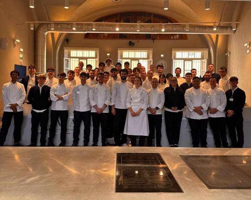 Chef Richard Abou Zaki, invitat de prestigioasa școală culinară ALMA să țină o lecție despre viziunea lui asupra gastronomiei contemporane 19002973